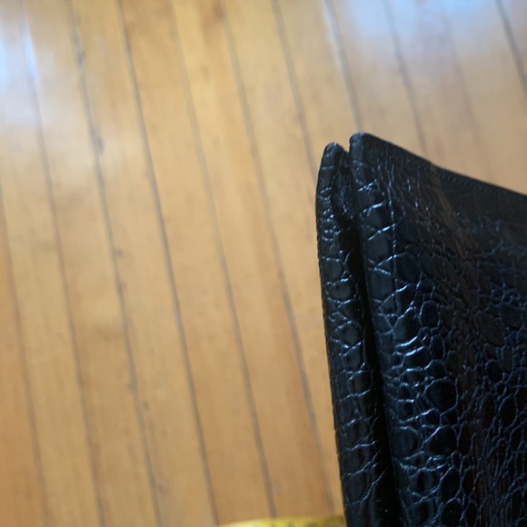 Vintage 80s patent leather croc print envelope crossbody/shoulder bag w chain - Picture 12 of 13